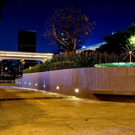 Icon 56 - Free Rooftop Pool Gym 6 Near Ben Thanh Market Cidade de Ho Chi Minh Exterior foto