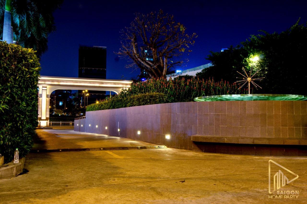 Icon 56 - Free Rooftop Pool Gym 6 Near Ben Thanh Market Cidade de Ho Chi Minh Exterior foto